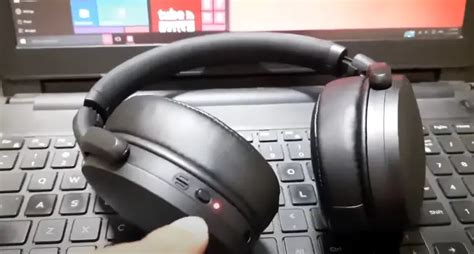connect sennheiser headphones to laptop
