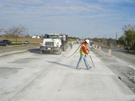 construction joint in concrete pavement