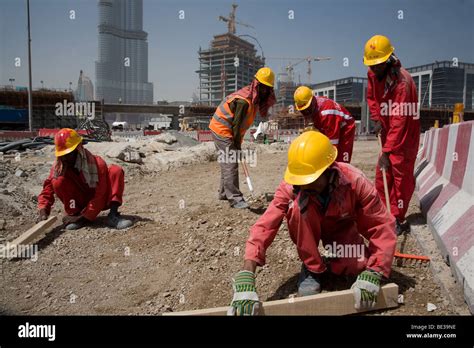 Construction Workers In Dubai
