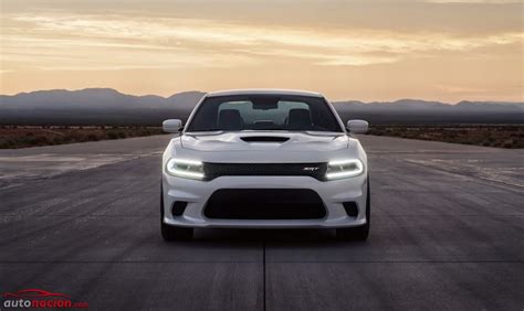Incredible Consumo Dodge Charger Srt Hellcat 2023