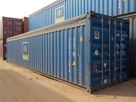 container 40 open top