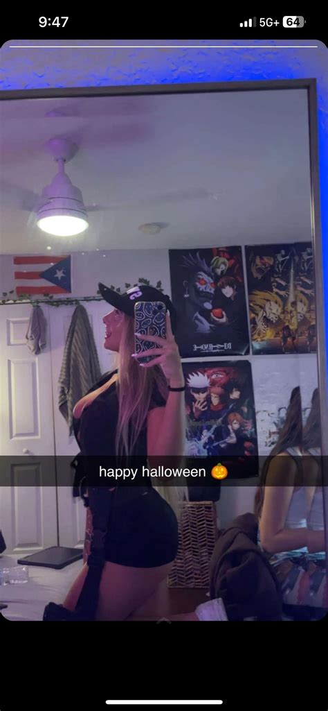 Inside Skyla Novea x XXX