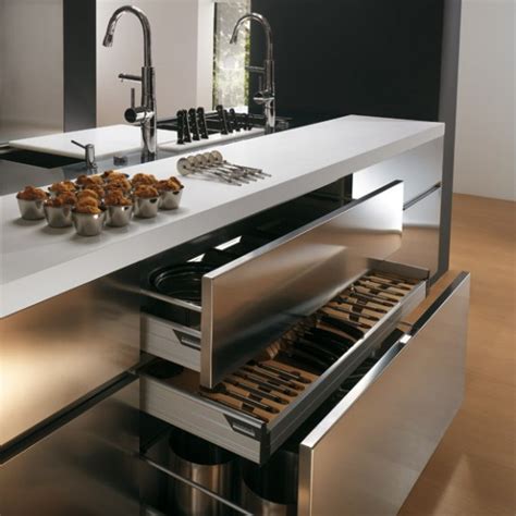 Contemporary Stainless Steel Kitchen Elektra Plain Steel by