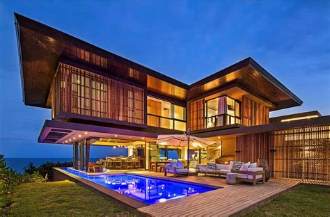 Modern tropical style home nestled along the Dolphin Coast