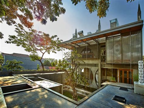 contemporary architecture in indonesia