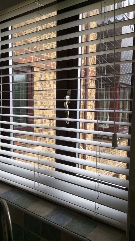 contemporary blinds horsham