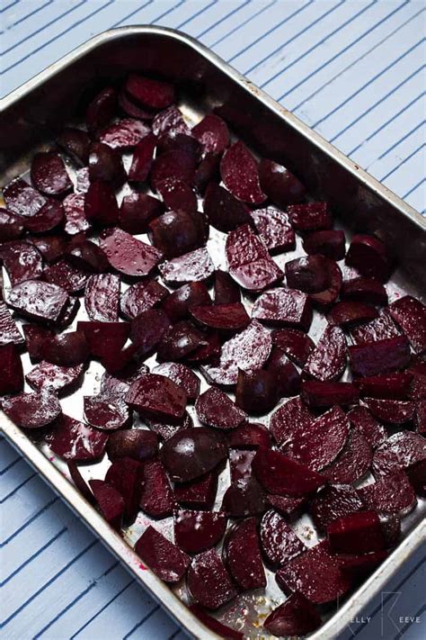 Cooked beetroot in a pan