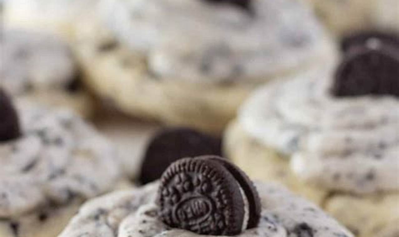 cookies and cream crumbl cookie recipe