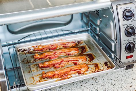 cooking bacon in toaster oven