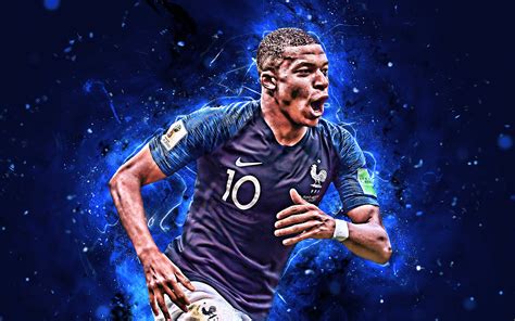 cool pictures of mbappe