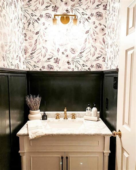 Cool Small Bathroom Wallpaper