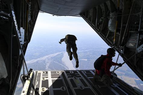 Skydiving Tandem Jump Out of Plane Stock Photo Image of courage, adrenaline 140622862