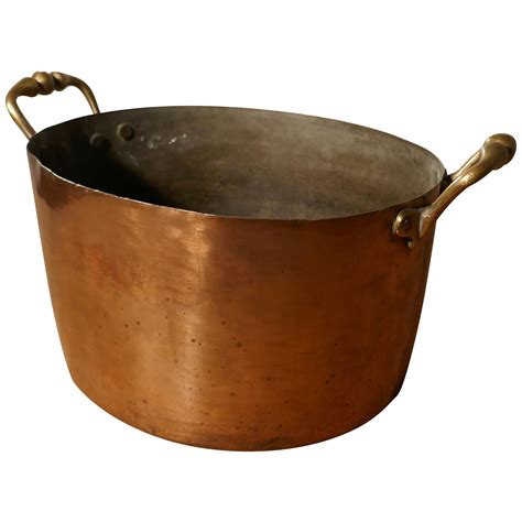 copper pot with handle