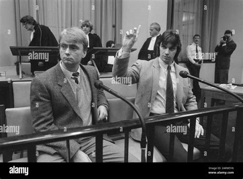 Cor Van Hout Beelden