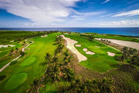 corales punta cana golf field