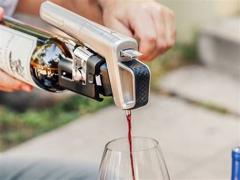 Coravin Wine Pourer