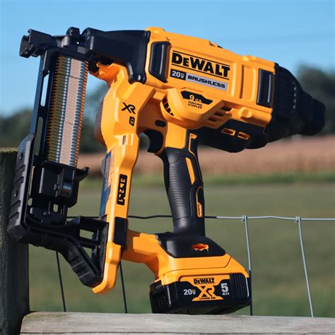 Cordless Fence Stapler