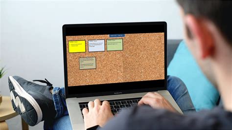 Cork Board Virtual