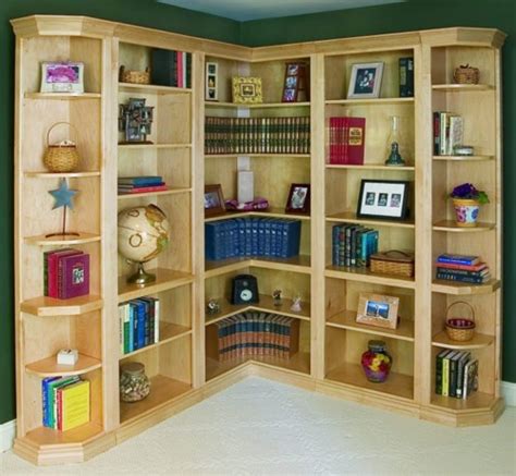 Corner Bookcase Woodworking Plan.