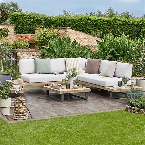 Corner Garden Sofa With Coffee Table
