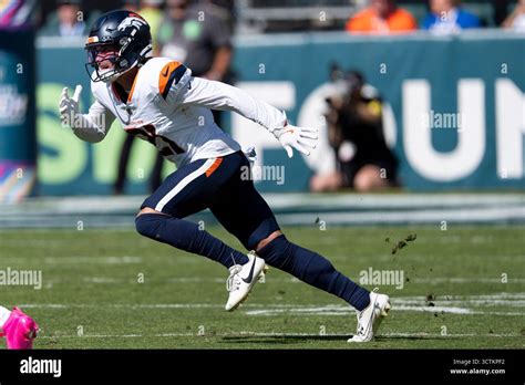 Cornerback Riley Moss