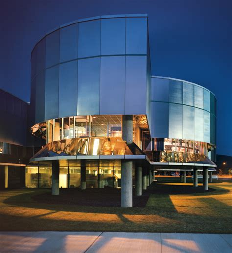 corning museum of glass images
