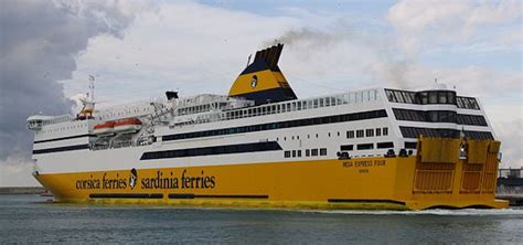 corsica ferry toulon porto torres