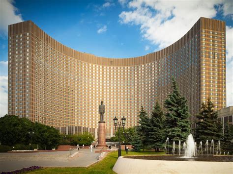 Cosmos Hotel Moscow Location