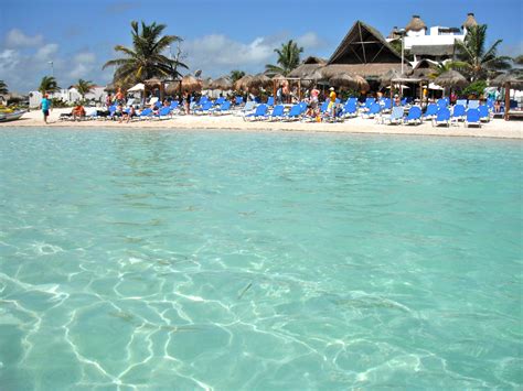 costa maya free beach