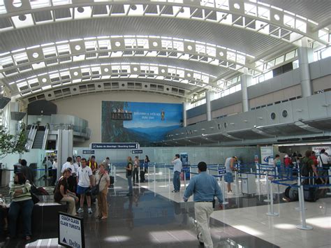 costa rica international airport departures