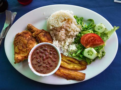 Costa Rican Entrees