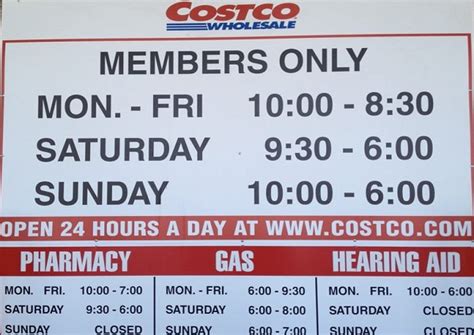 costco canada opening times
