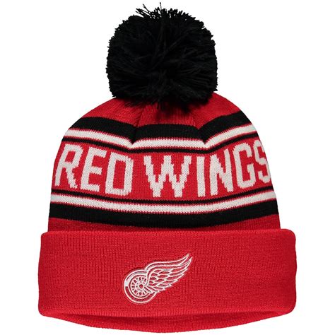 costume red wing hat