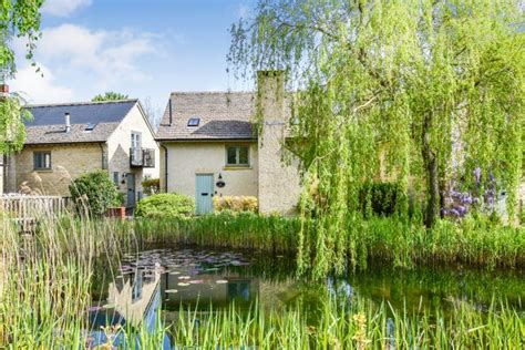 Cotswolds Zoopla