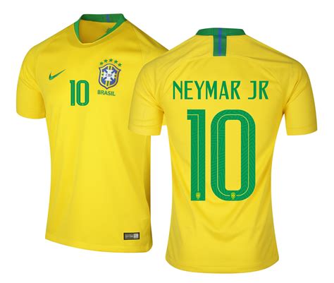 Le Brésil et Nike dévoilent les maillots pour la Coupe du Monde 2018
