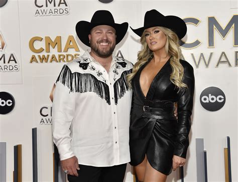 country music awards show 2023