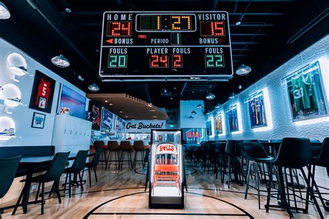 courtside bar & grill