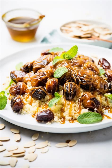 Couscous With Dried Dates