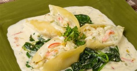 Crab Stuffed Pasta Shells