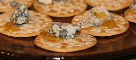 Crackers For Blue Cheese