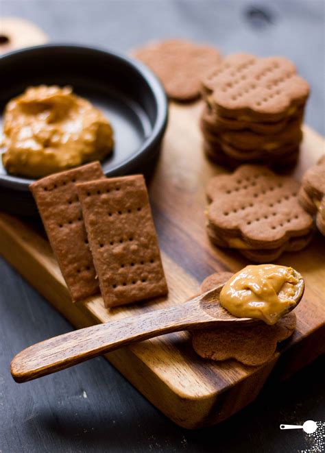 Crackers With Butter Filling