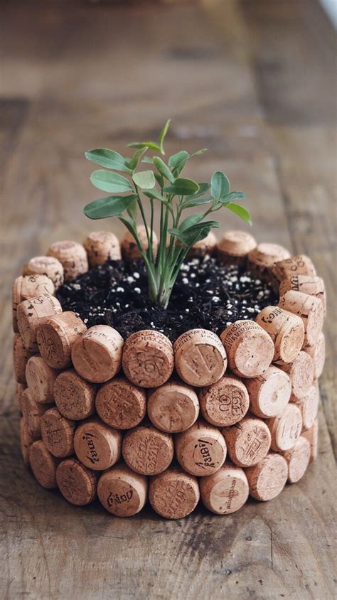 craft ideas using wine corks