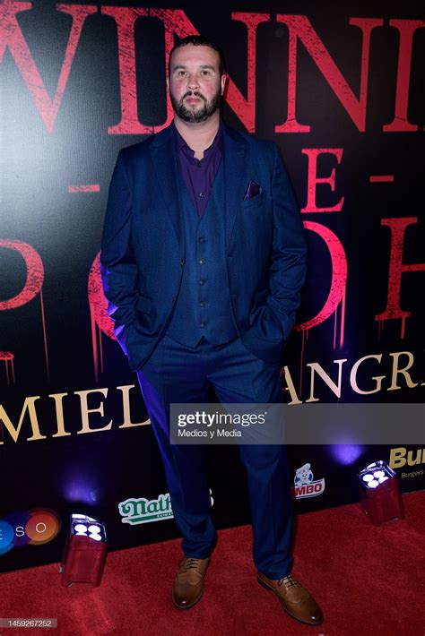 craig david dowsett height