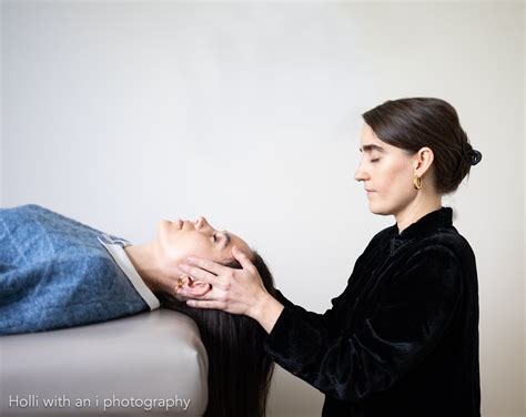 Craniosacral Therapy Session in Seattle