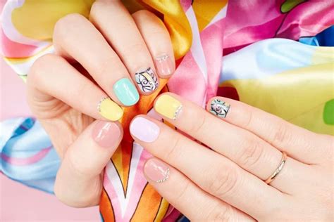 creating cute nail designs
