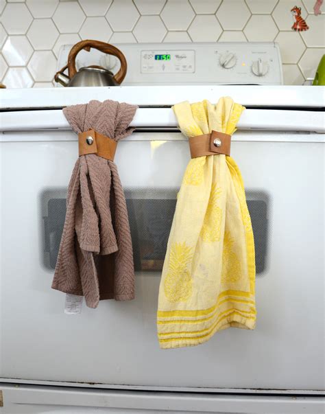 5 Creative Ways To Use Tea Towels Around Your House