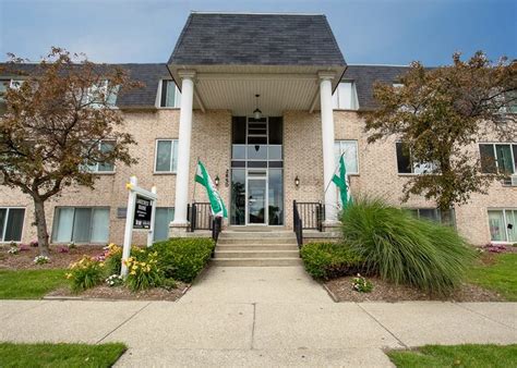 Crest Apartments In St Joseph Michigan