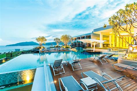 crest hotel phuket