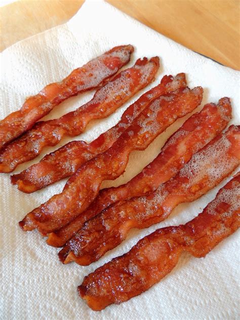 Crisp and evenly cooked bacon