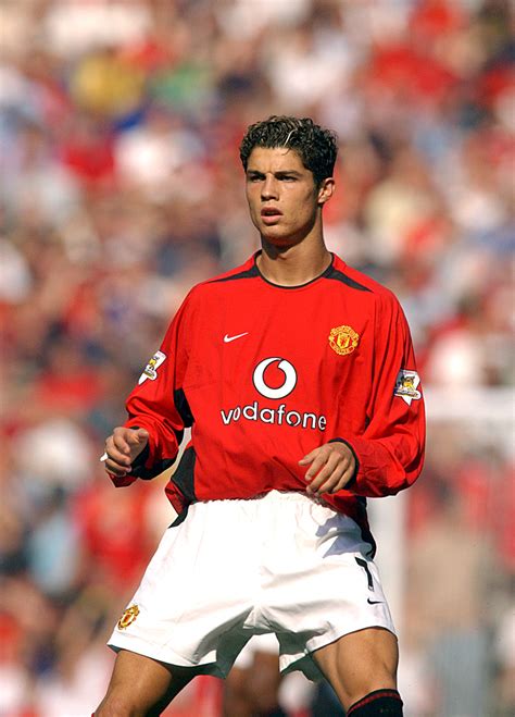 cristiano ronaldo manchester united 2001